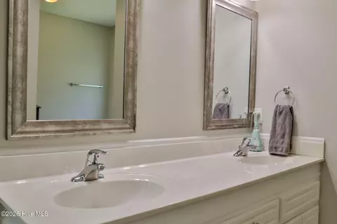Bath - 602 Rutledge Way, Evans, GA 30809 photo 5 of 11