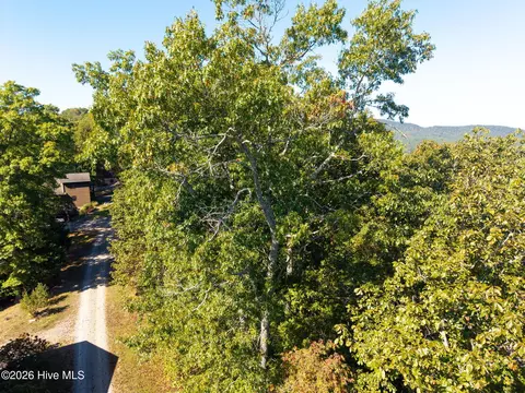 310 Skyland Trl, Murphy, NC 28906 photo 7