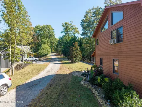 310 Skyland Trl, Murphy, NC 28906 photo 5