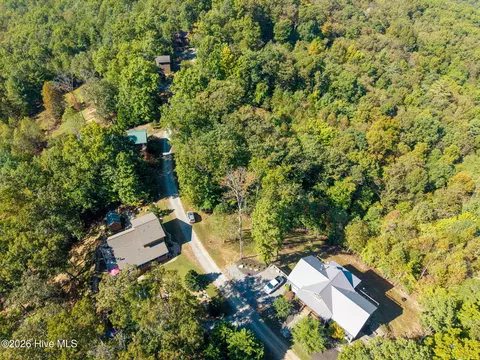 310 Skyland Trl, Murphy, NC 28906 photo 11