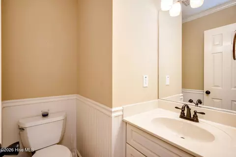 Bath - 4100 Quinn Dr, Evans, GA 30809 photo 1 of 4