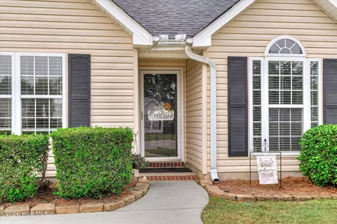 Exterior - 662 Devon Rd, Grovetown, GA 30813 photo 2 of 3