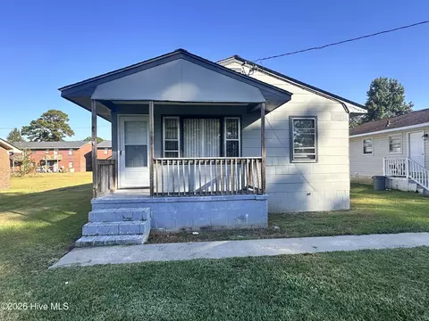 23 Sophia Dr, Jacksonville, NC 28540
