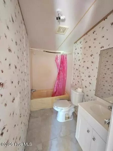 Bath - 1167 Shawnee Ln, Stapleton, GA 30823 photo 2 of 2