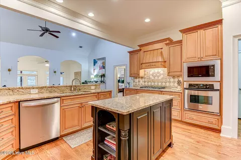 Kitchen - 443 Buxton Ln, Evans, GA 30809 photo 5 of 8