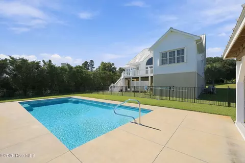 Exterior - 5 Ballast Point Rd, Hampstead, NC 28443 photo 10 of 19