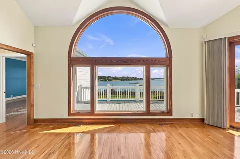 Living - 5 Ballast Point Rd, Hampstead, NC 28443 photo 1 of 7