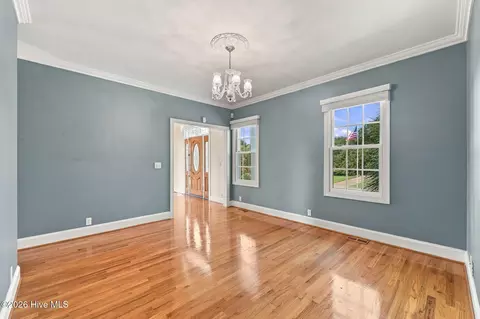 Living - 5 Ballast Point Rd, Hampstead, NC 28443 photo 6 of 7