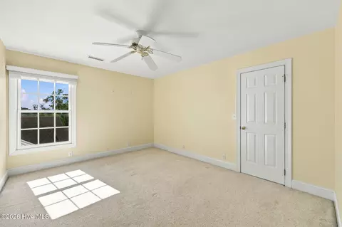 Bedroom - 5 Ballast Point Rd, Hampstead, NC 28443 photo 4 of 7