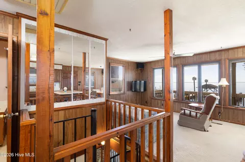 Entry Way - 528 Surfside Dr, Edenton, NC 27932 photo 1 of 3