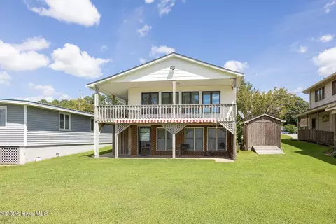 Exterior - 528 Surfside Dr, Edenton, NC 27932 photo 3 of 4