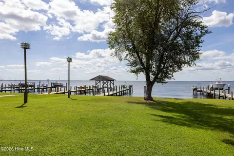 View/Area - 528 Surfside Dr, Edenton, NC 27932 photo 3 of 7
