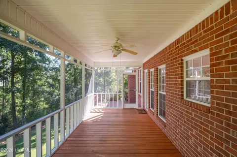 Exterior - 704 Parnell Ct, Martinez, GA 30907 photo 5 of 13