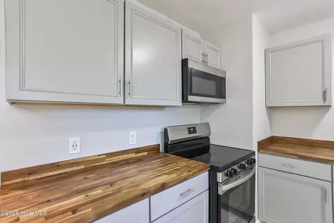 Kitchen - 315 E View Dr, Augusta, GA 30901 photo 2 of 2