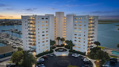 322 Causeway Dr #1101, Wrightsville Beach, NC 28480