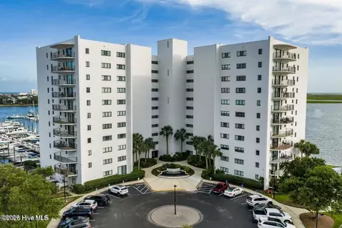322 Causeway Dr #1101, Wrightsville Beach, NC 28480