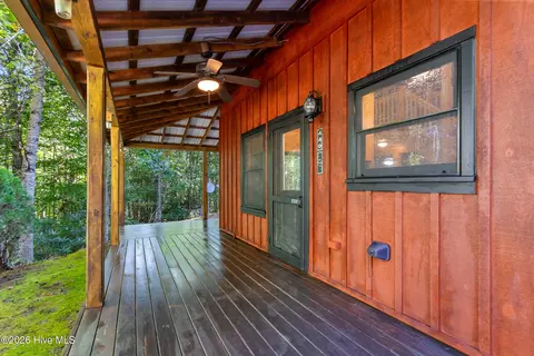 Exterior - 440 Rocky Springs Ln, Murphy, NC 28906 photo 2 of 9