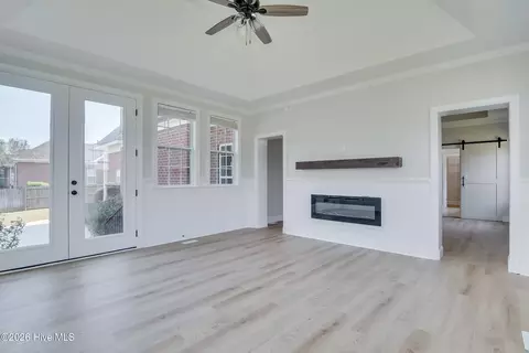 Living - 701 Avrett Cir, Evans, GA 30809 photo 5 of 5
