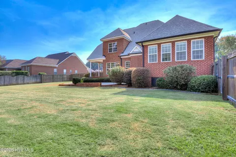 Exterior - 701 Avrett Cir, Evans, GA 30809 photo 4 of 7