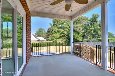 Exterior - 701 Avrett Cir, Evans, GA 30809 photo 6 of 7