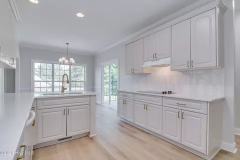 Kitchen - 701 Avrett Cir, Evans, GA 30809 photo 4 of 5