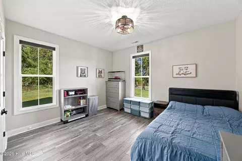 Bedroom - 1269 Deep Bottom Rd, Wallace, NC 28466 photo 6 of 8