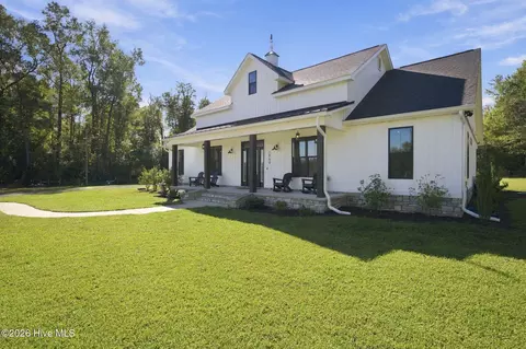 Exterior - 1269 Deep Bottom Rd, Wallace, NC 28466 photo 3 of 15