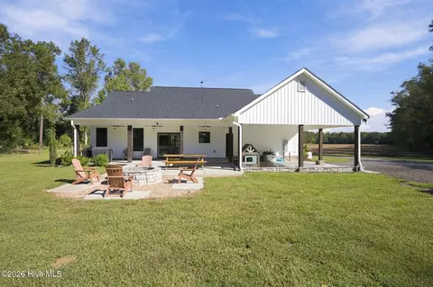 Exterior - 1269 Deep Bottom Rd, Wallace, NC 28466 photo 7 of 15