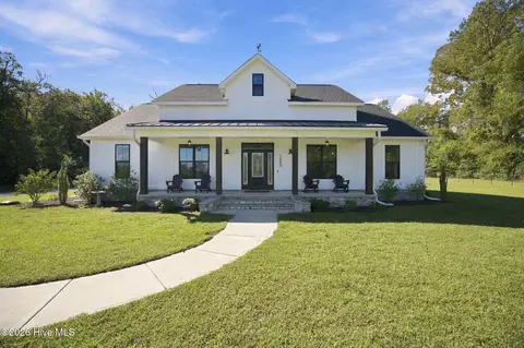 Exterior - 1269 Deep Bottom Rd, Wallace, NC 28466 photo 2 of 15