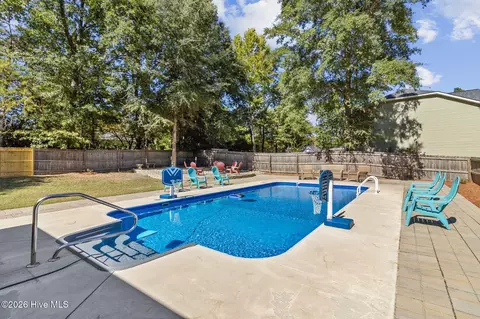 Exterior - 101 Carousel St, West End, NC 27376 photo 10 of 11