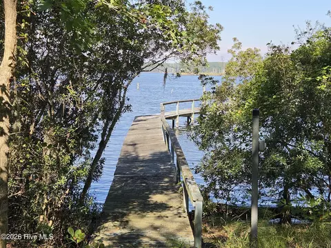 321 Bay View Dr, Chocowinity, NC 27817 photo 8