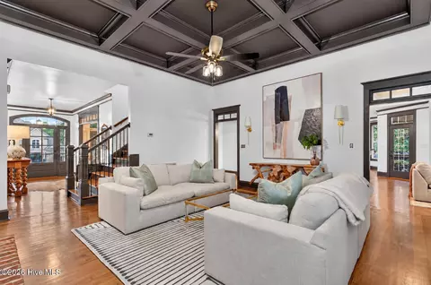Living - 132 Pond View Rd, Evans, GA 30809 photo 1 of 1