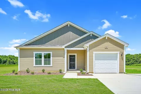 105 Hallwood Dr, Pikeville, NC 27863