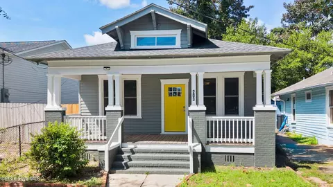 203 N 11th St, Wilmington, NC 28401
