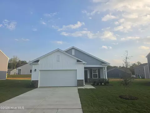 661 Essex Rd, Nashville, NC 27856