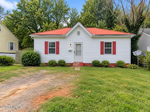 306 W Franklin St, Warrenton, NC 27589