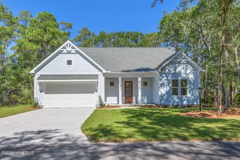634 Pelican Cir SE, Bolivia, NC 28422