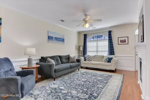 Living - 428 Manly Way, Evans, GA 30809 photo 1 of 2