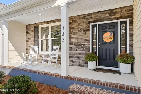 Exterior - 182 Scrub Oaks Dr, Hampstead, NC 28443 photo 4 of 8