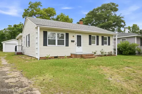 521 Thomas Ave, Wilmington, NC 28405