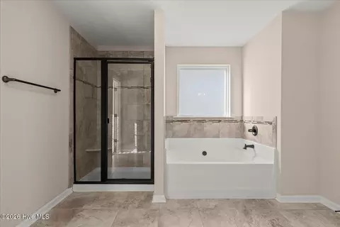 Bath - 322 Bella Rose Dr, Evans, GA 30809 photo 6 of 8
