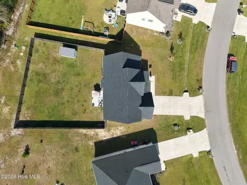 View/Area - 819 Cooke Dr, Hubert, NC 28539 photo 2 of 12