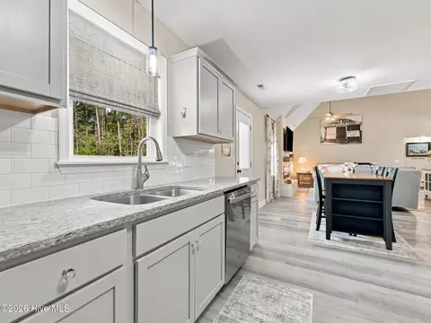 Kitchen - 819 Cooke Dr, Hubert, NC 28539 photo 4 of 4