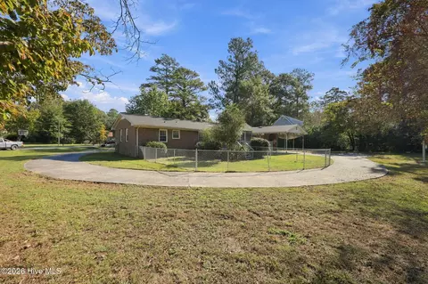 Exterior - 309 Willowbrook Ct, New Bern, NC 28562 photo 12 of 15