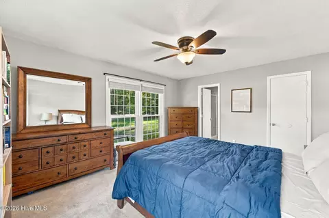 Bedroom - 309 Willowbrook Ct, New Bern, NC 28562 photo 2 of 5