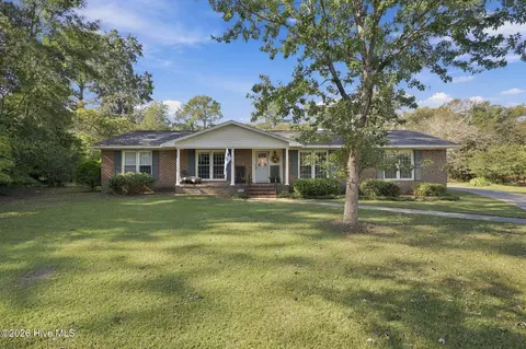 Exterior - 309 Willowbrook Ct, New Bern, NC 28562 photo 1 of 15