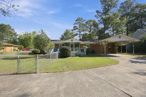 Exterior - 309 Willowbrook Ct, New Bern, NC 28562 photo 10 of 15