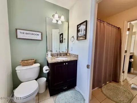 Bath - 607 Todd Rd, Martinez, GA 30907 photo 1 of 4