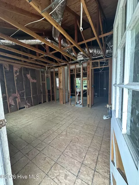 Entry Way - 714 Robin St, Thomson, GA 30824 photo 4 of 4