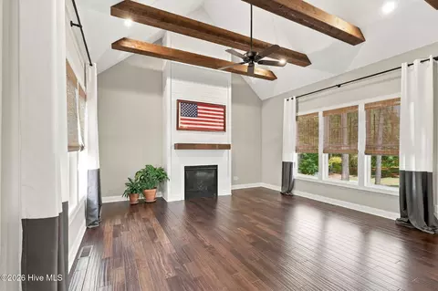 Living - 28 Bedford Cir, Pinehurst, NC 28374 photo 3 of 4